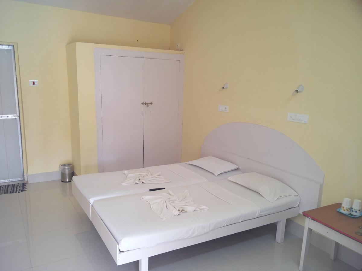 Williams Beach Retreat โคลวา ภายนอก รูปภาพ